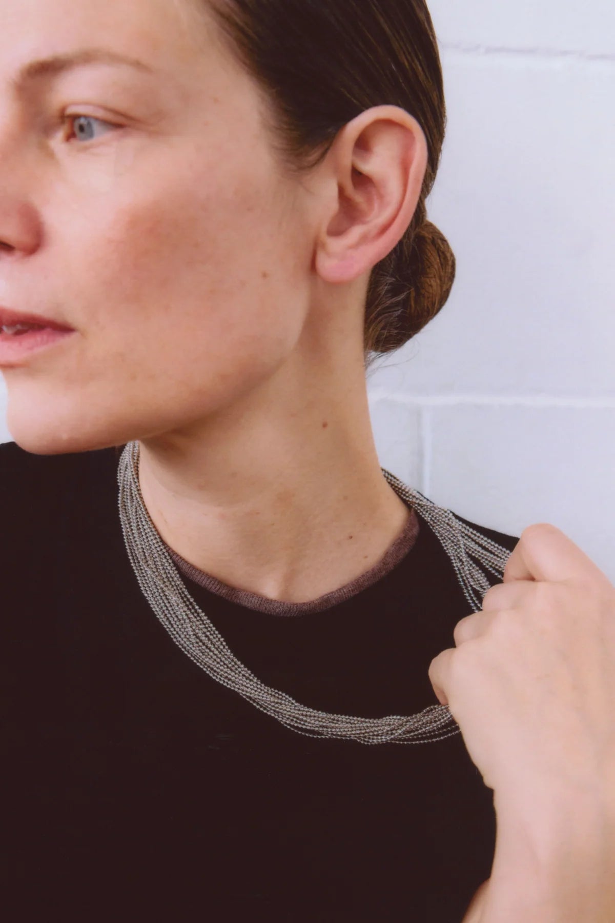 ABBEY SILVER NECKLACE