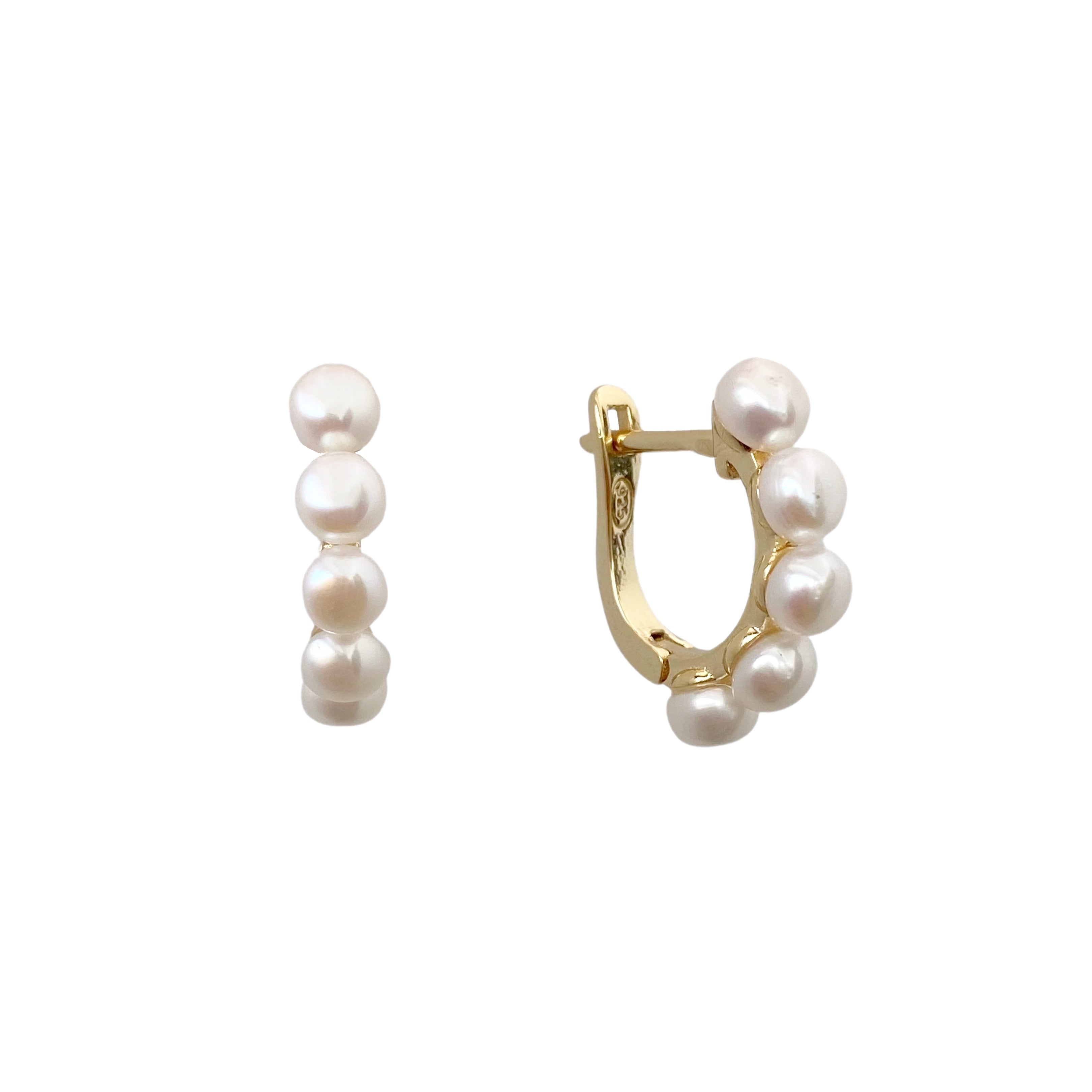 Five Pearl earing