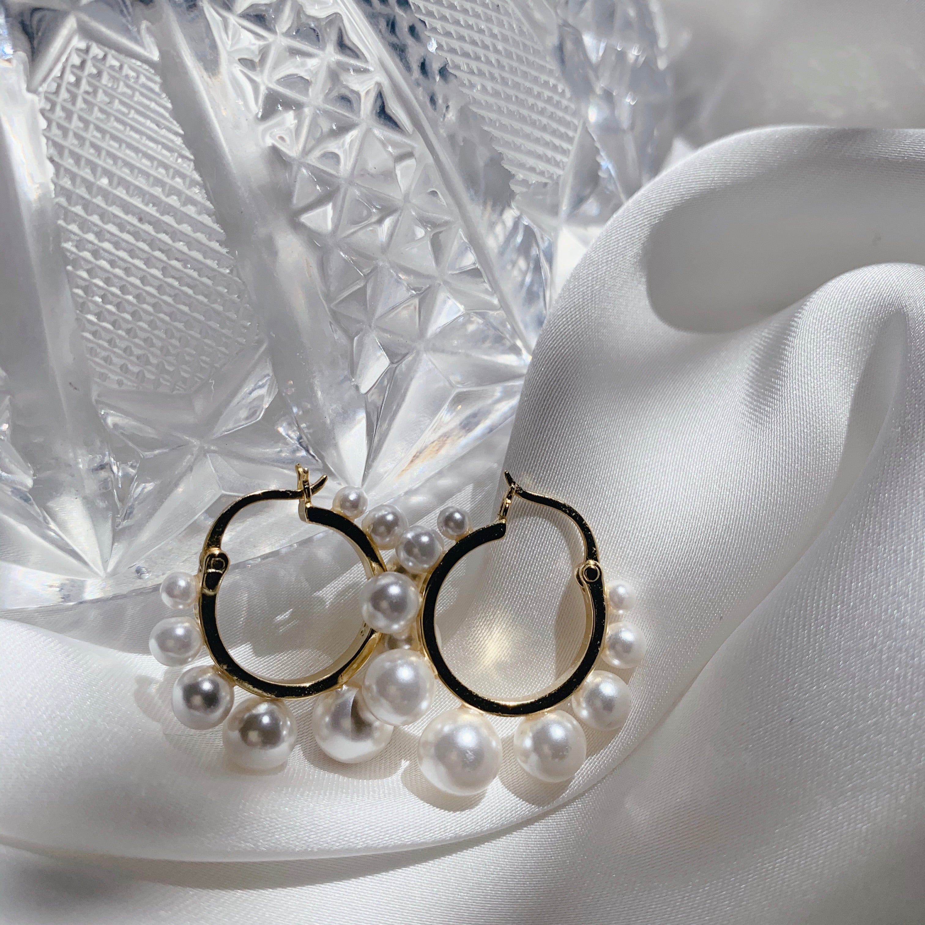 Pearl Hoop