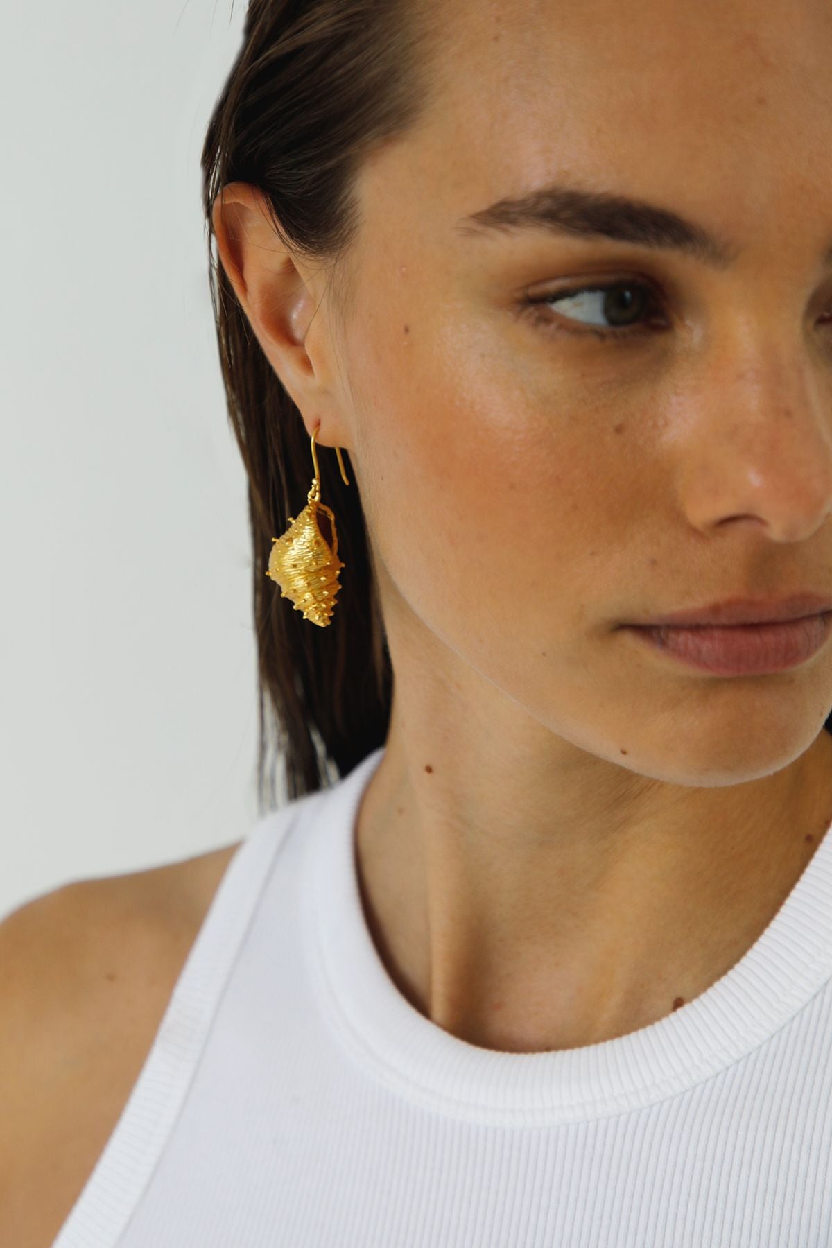 CARACOLA GOLDEN EARRINGS