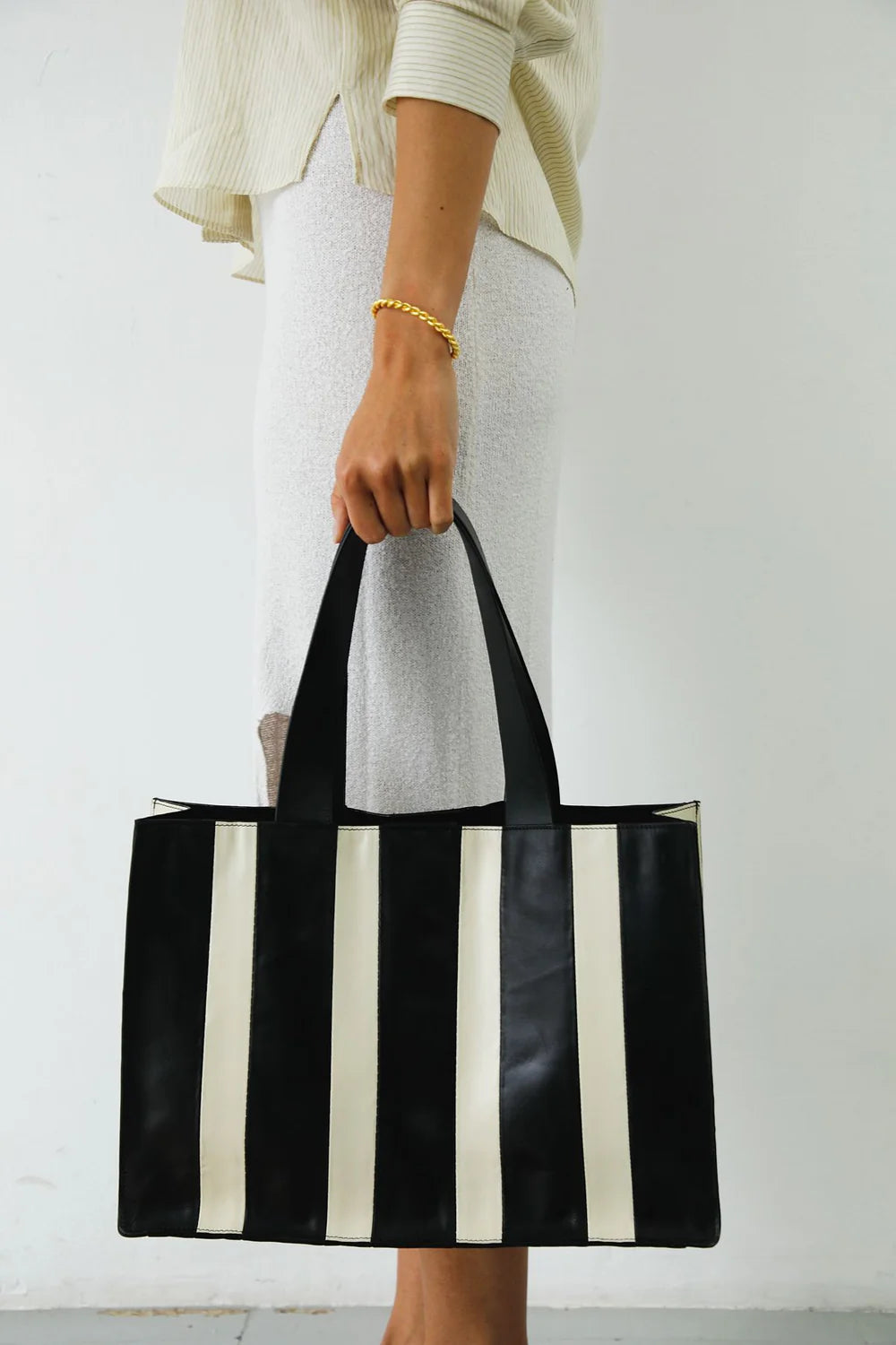 OLIVER BAG STRIPES BLACK/ECRU