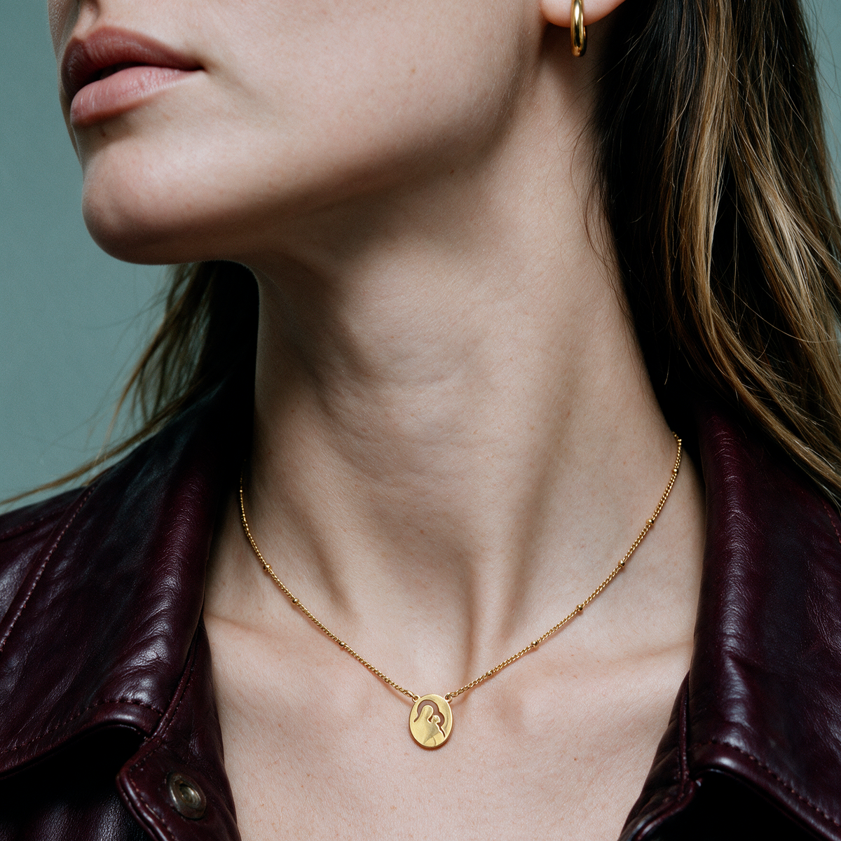 Mary Necklace