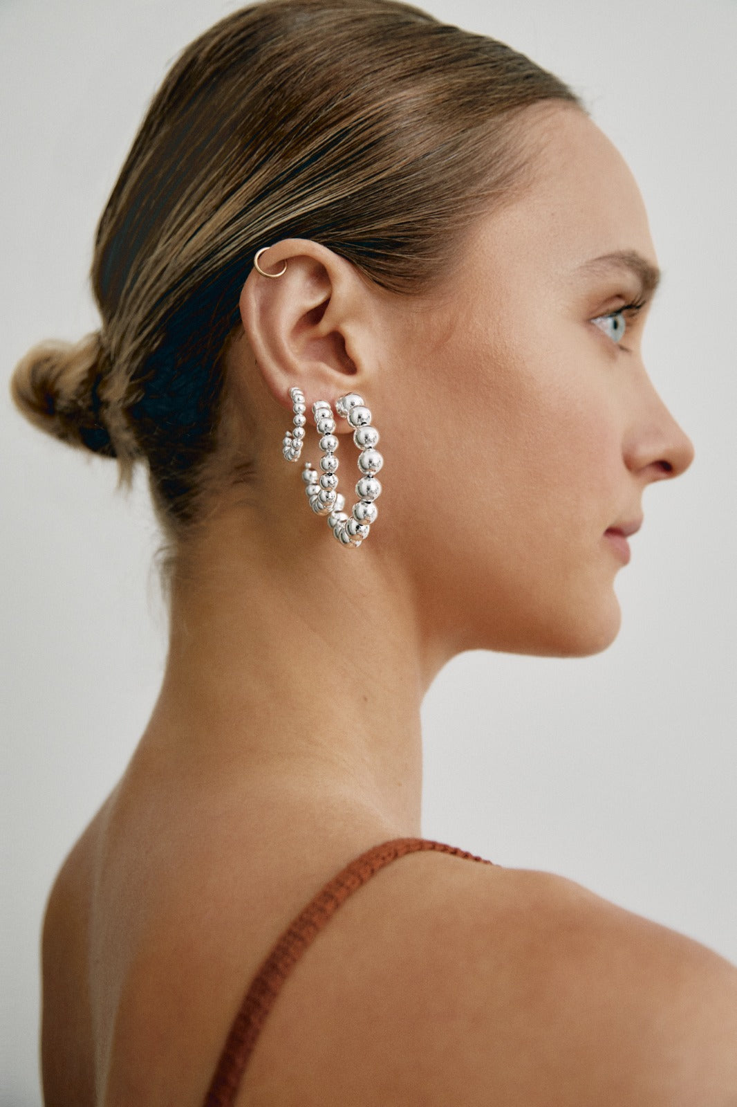 'YOLO' MINI BALLS SILVER HOOPS -SIZE M- TGU