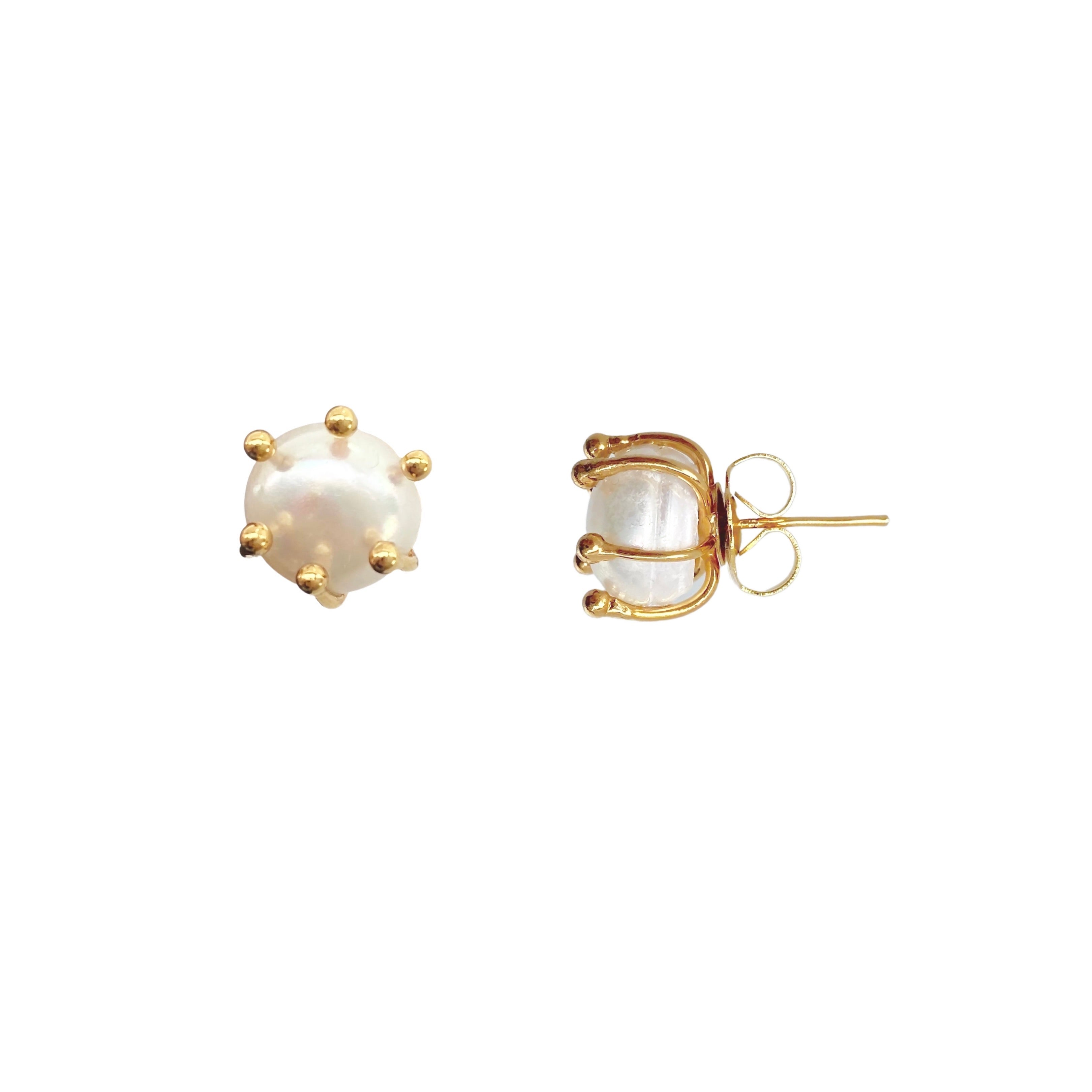 Pearl Stud
