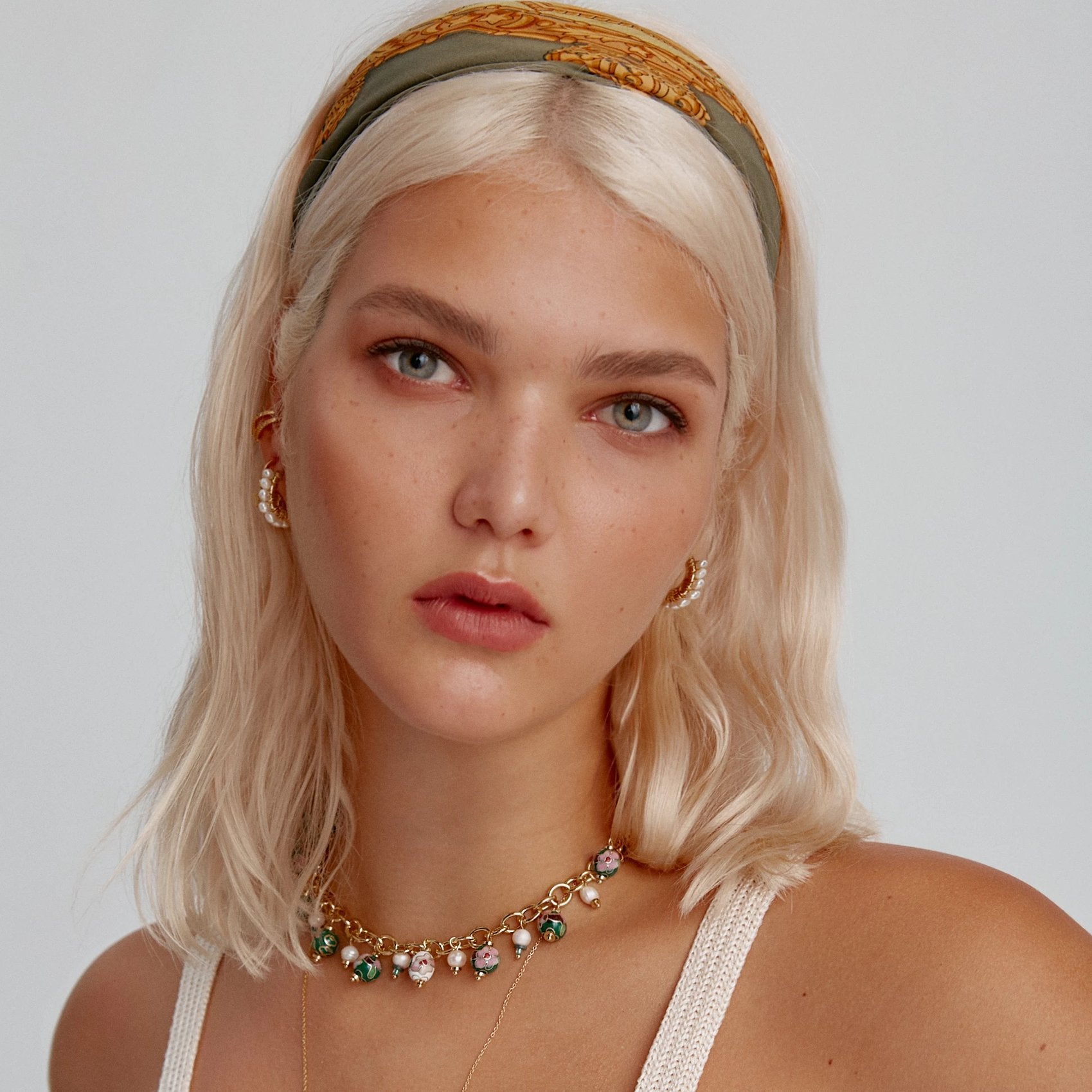 'DONNA' CLOISONNE & PEARLS NECKLACE